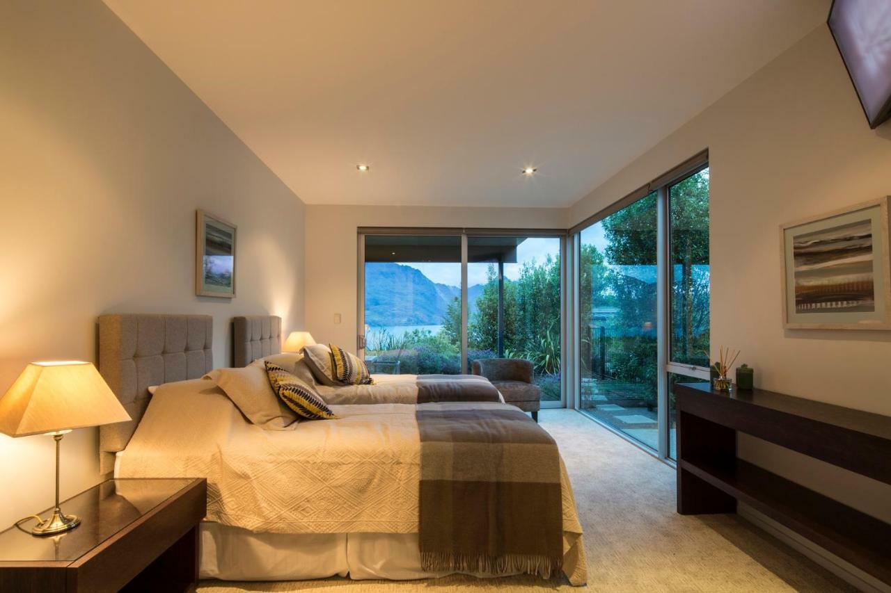 Papillon, A Relax It'S Done Luxury Holiday Home كوينستاون المظهر الخارجي الصورة