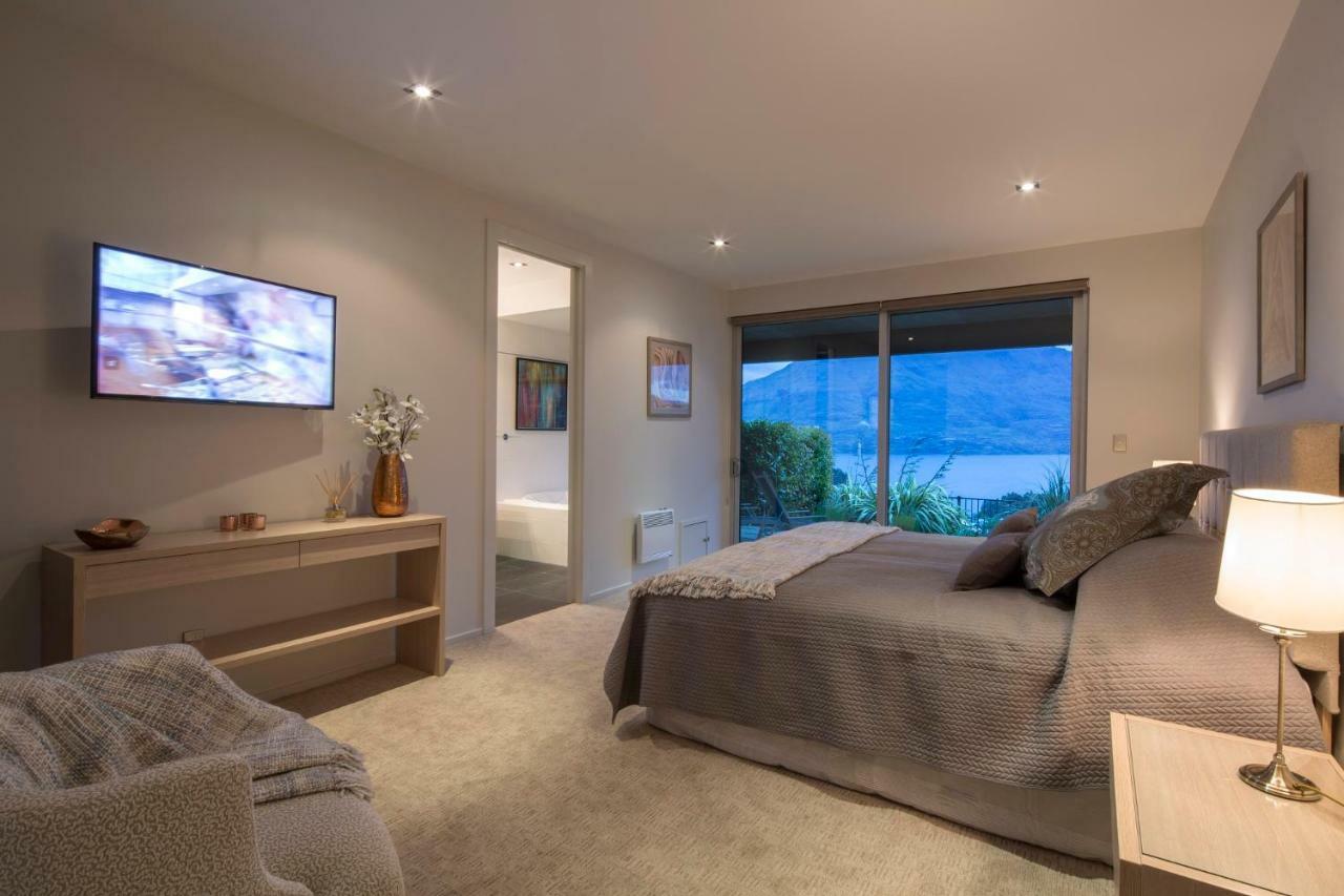 Papillon, A Relax It'S Done Luxury Holiday Home كوينستاون المظهر الخارجي الصورة