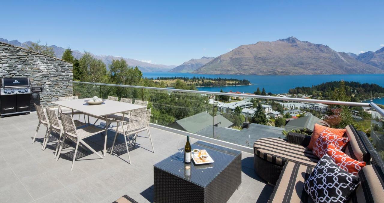 Papillon, A Relax It'S Done Luxury Holiday Home كوينستاون المظهر الخارجي الصورة
